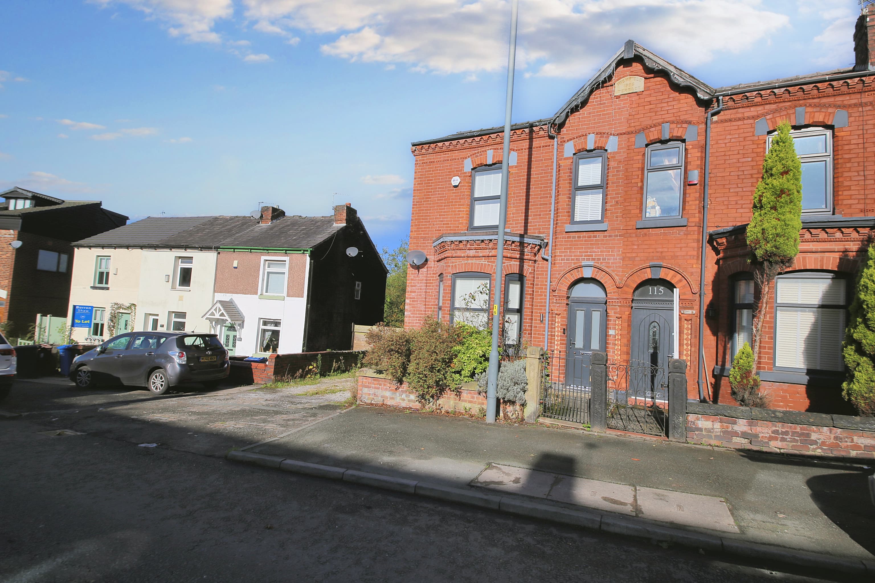 Castle Hill Road, Hindley, WN2