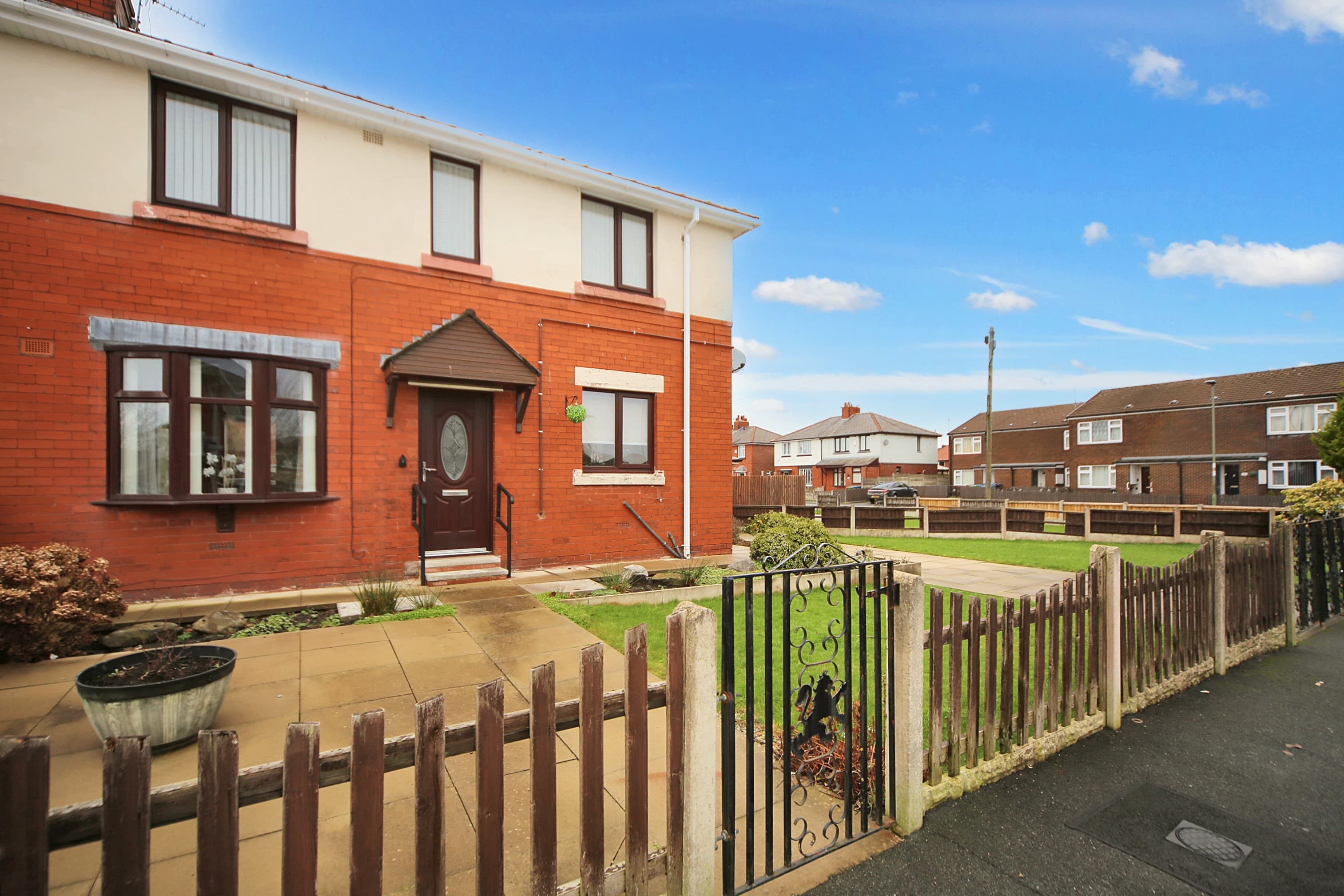 Loeminster Place, Ince, WN2