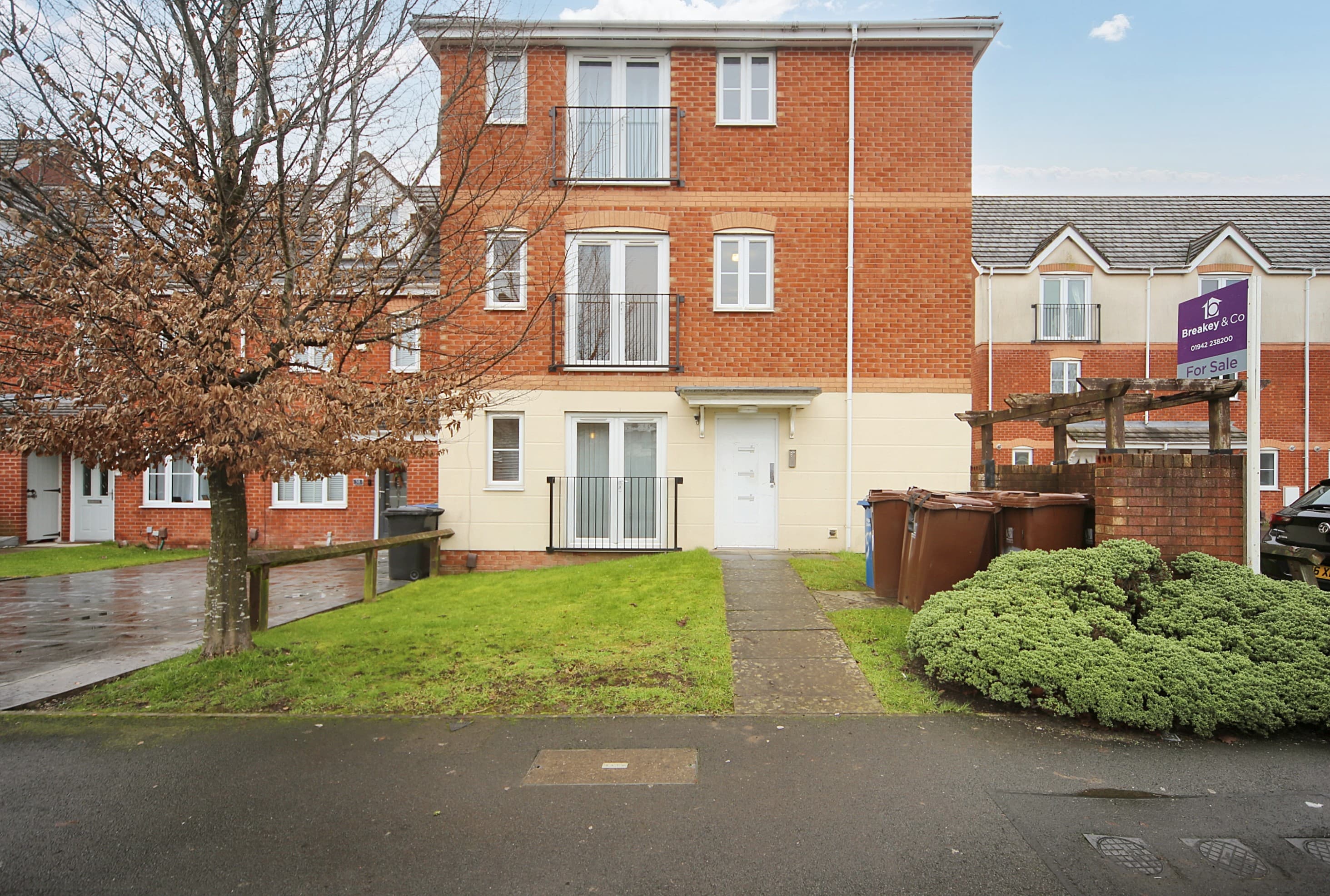 Plane Avenue, Wigan, WN5