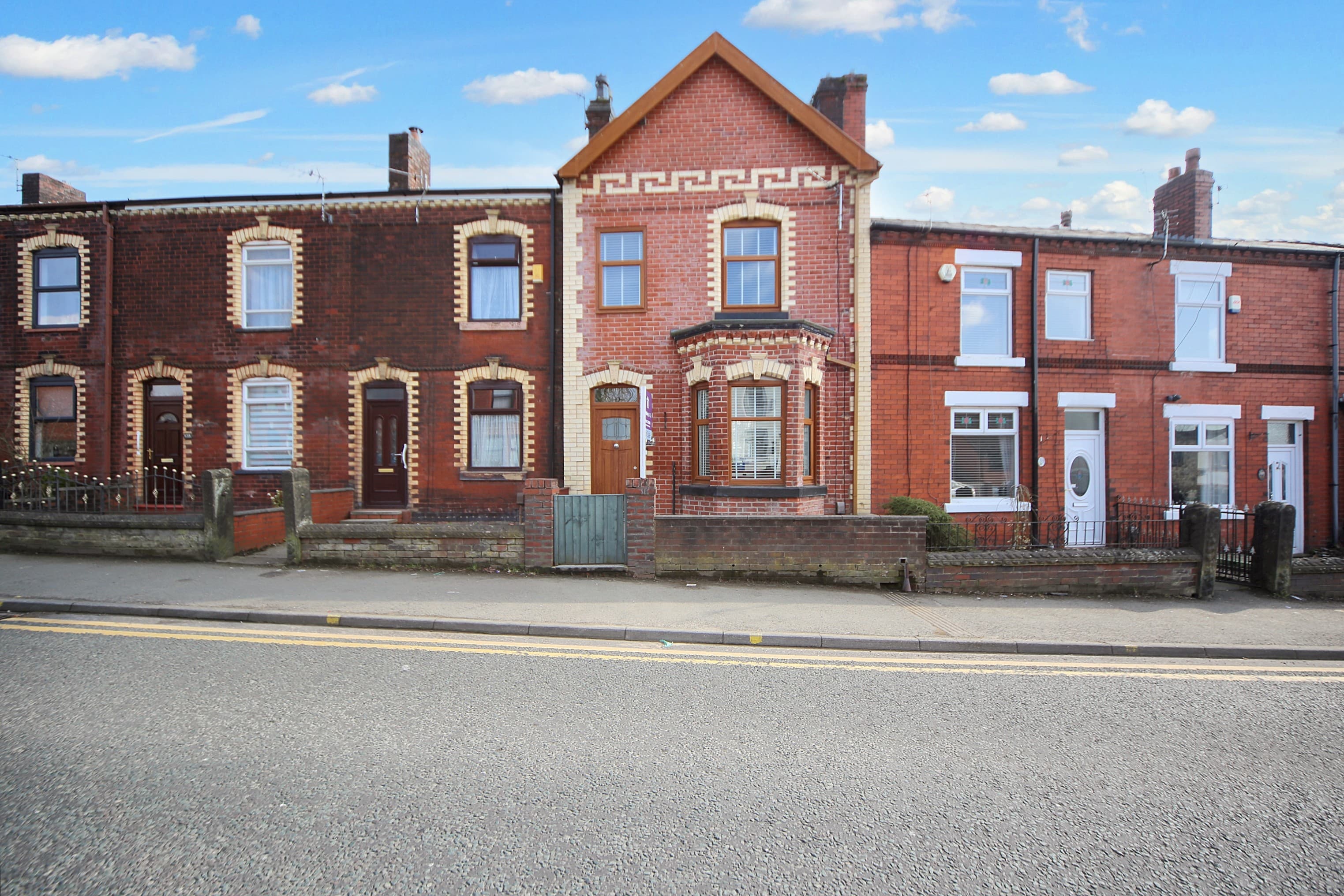 Castle Hill Road, Hindley, WN2