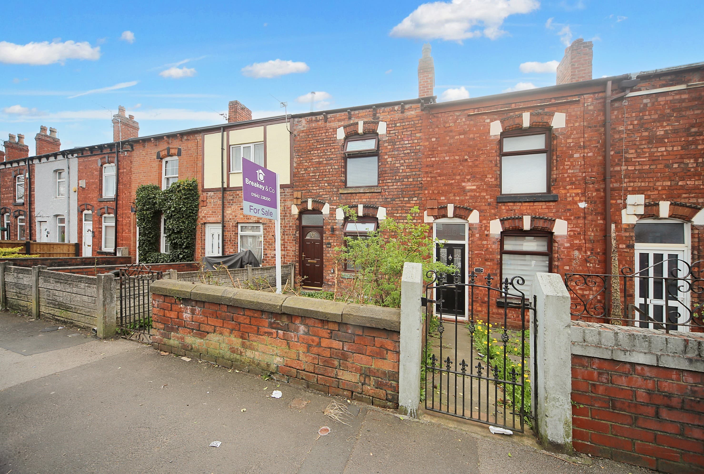 Wigan Road, Hindley, WN2