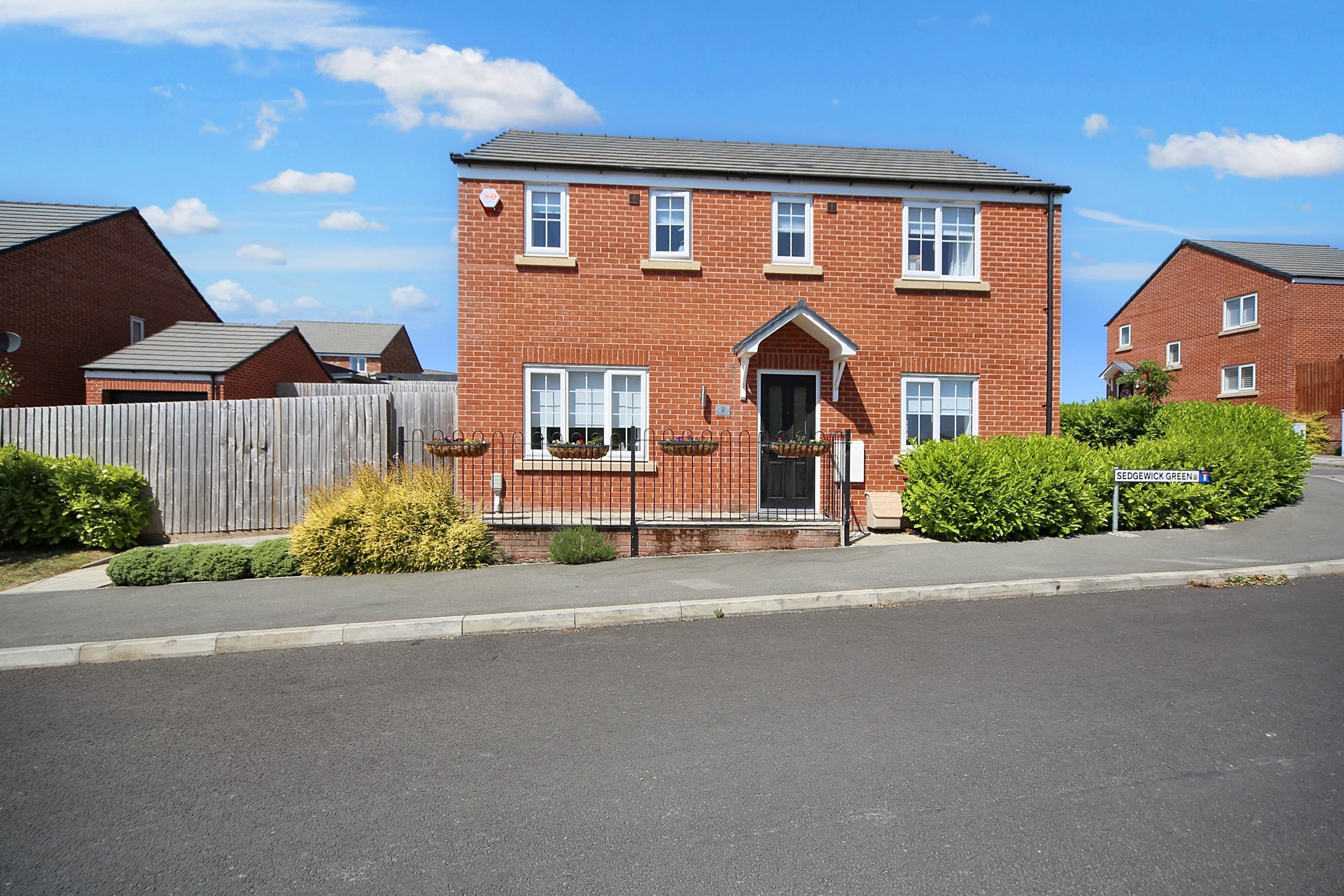 Sedgewick Green, Standish, WN6