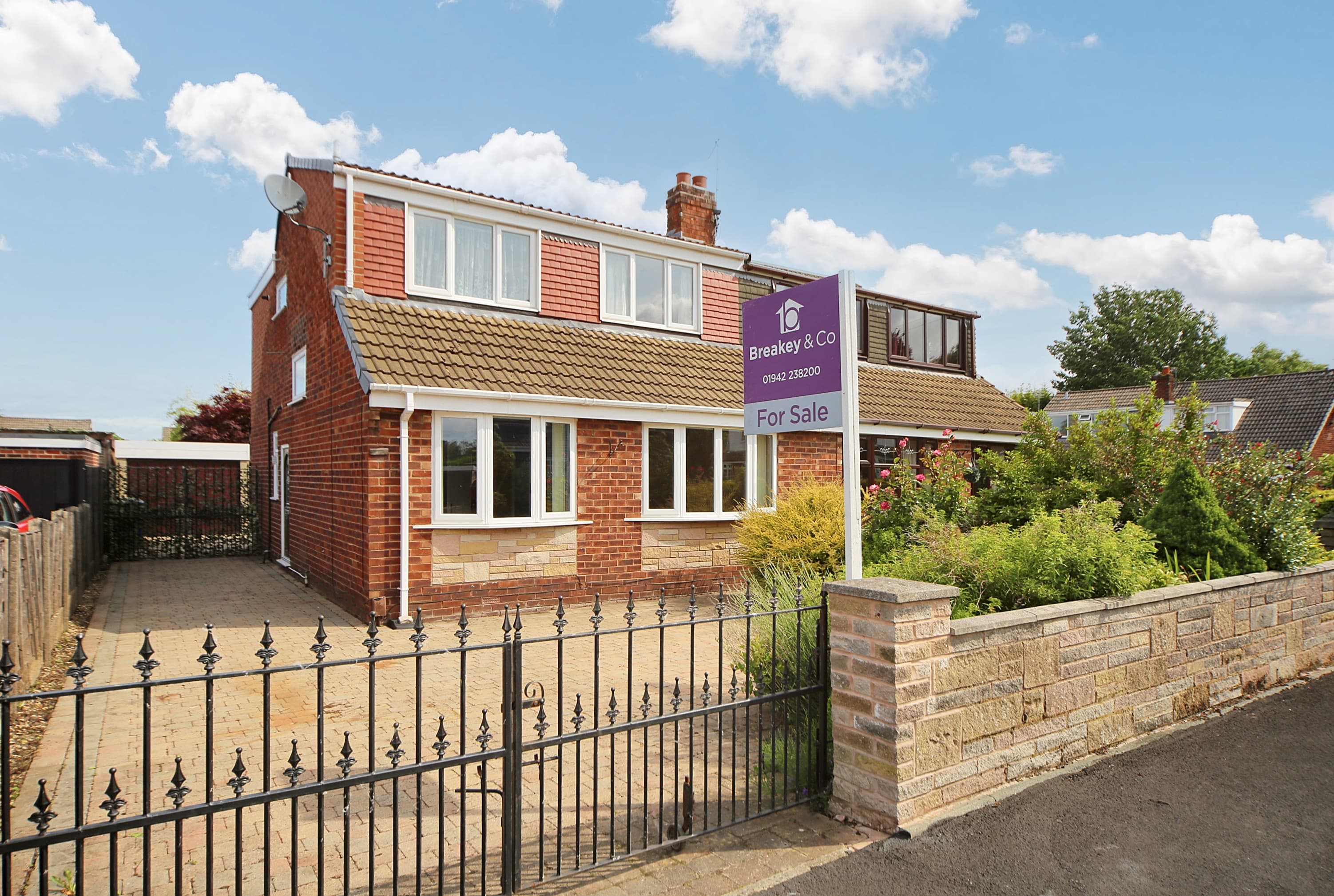 Dickens Drive, Abram, WN2