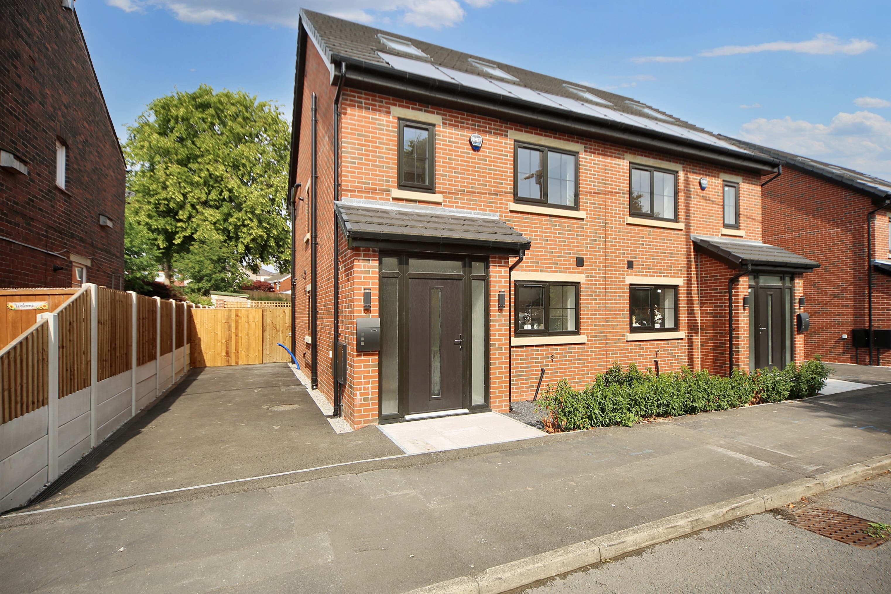 Kirkless Street, Aspull, WN2