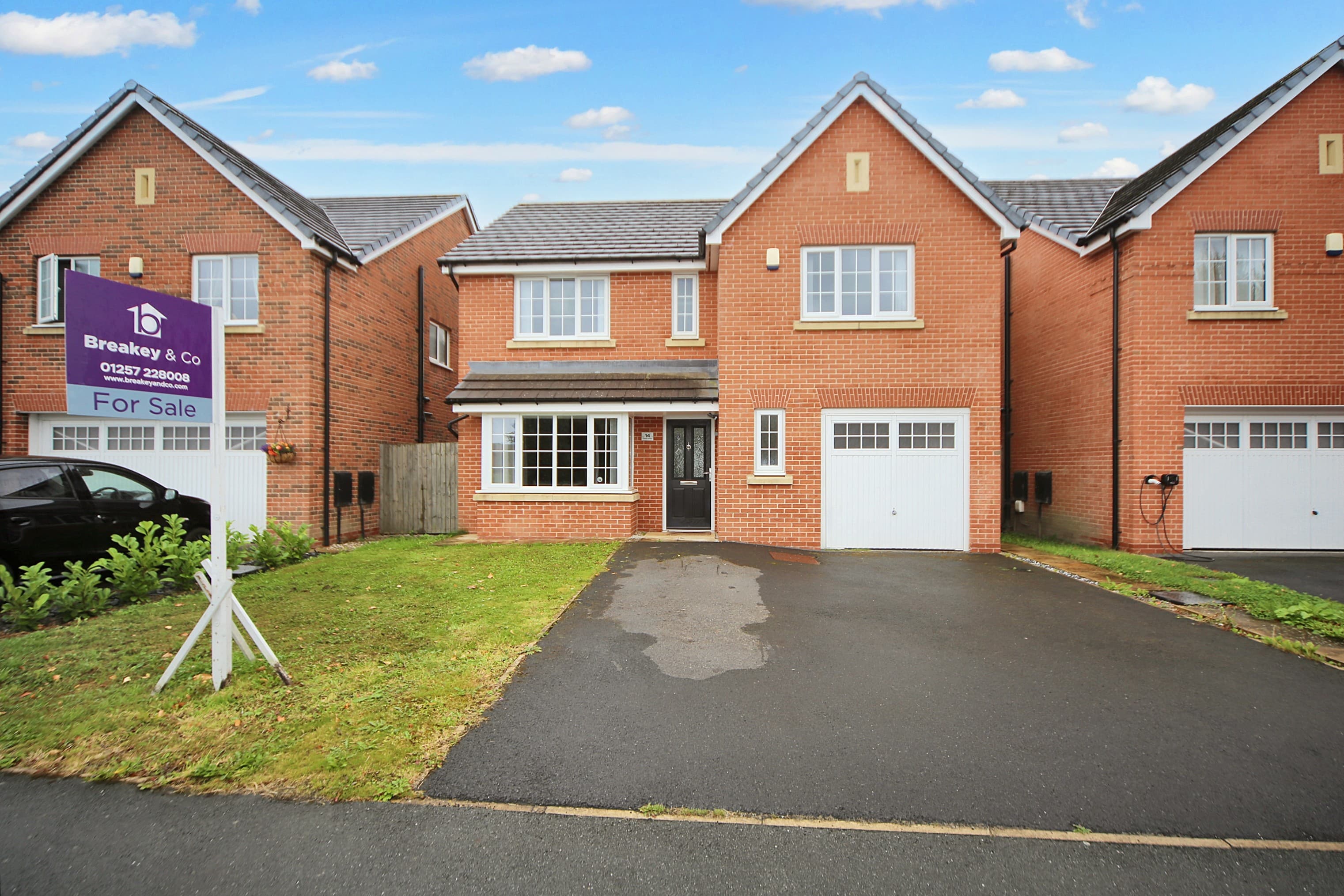 Rosebay Gardens, Standish, WN6