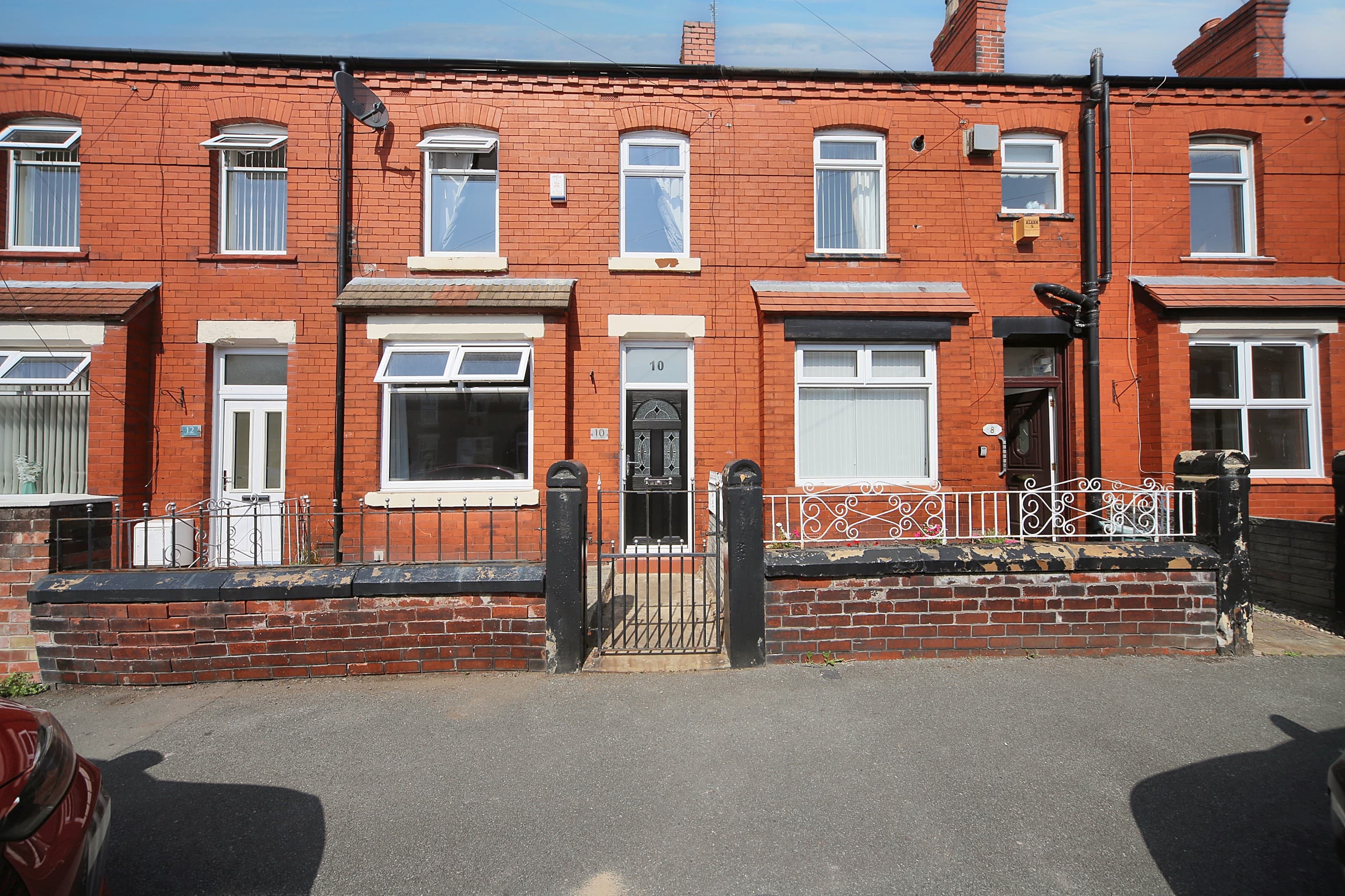 First Avenue, Wigan, WN6