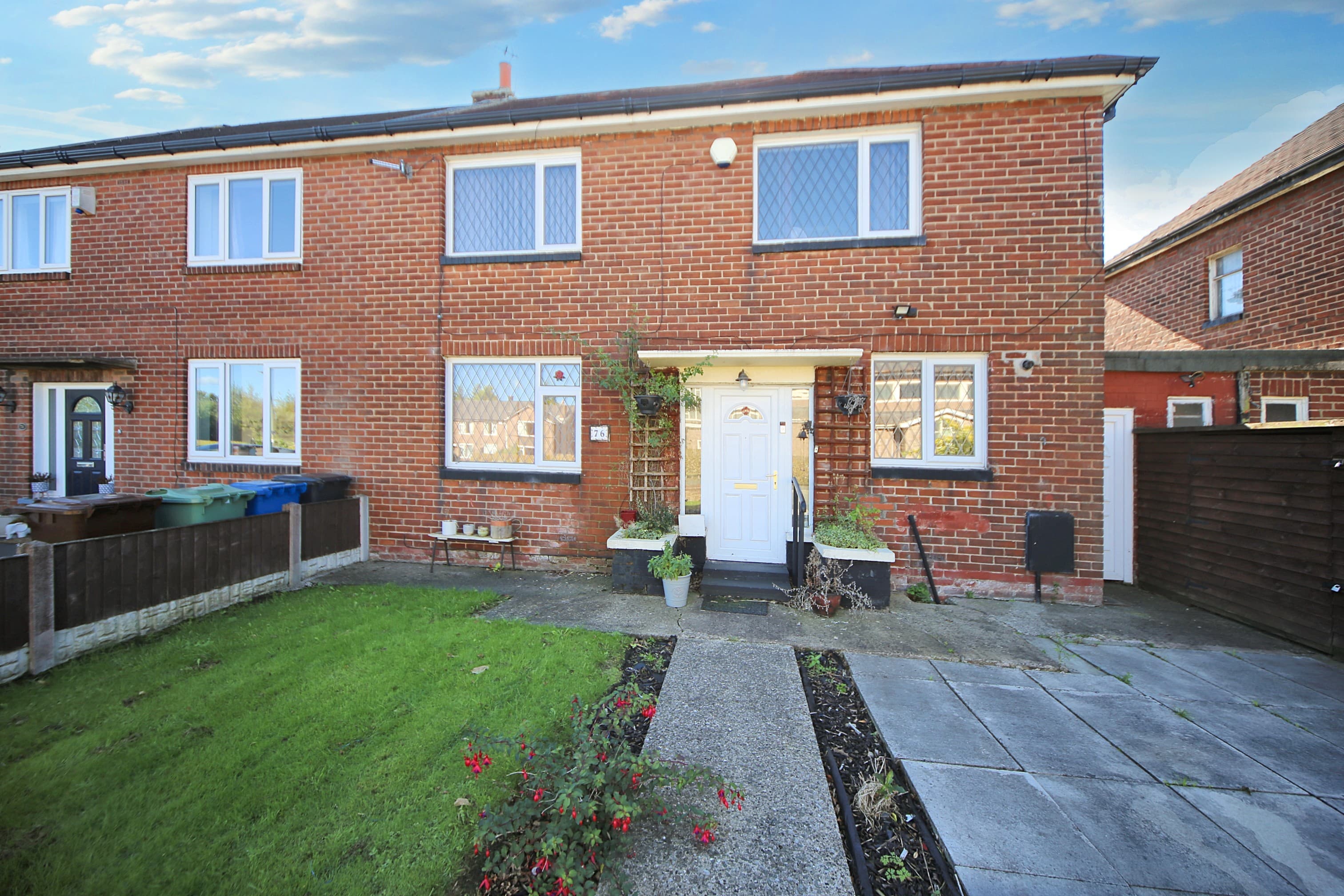 Larch Avenue, Wigan, WN5