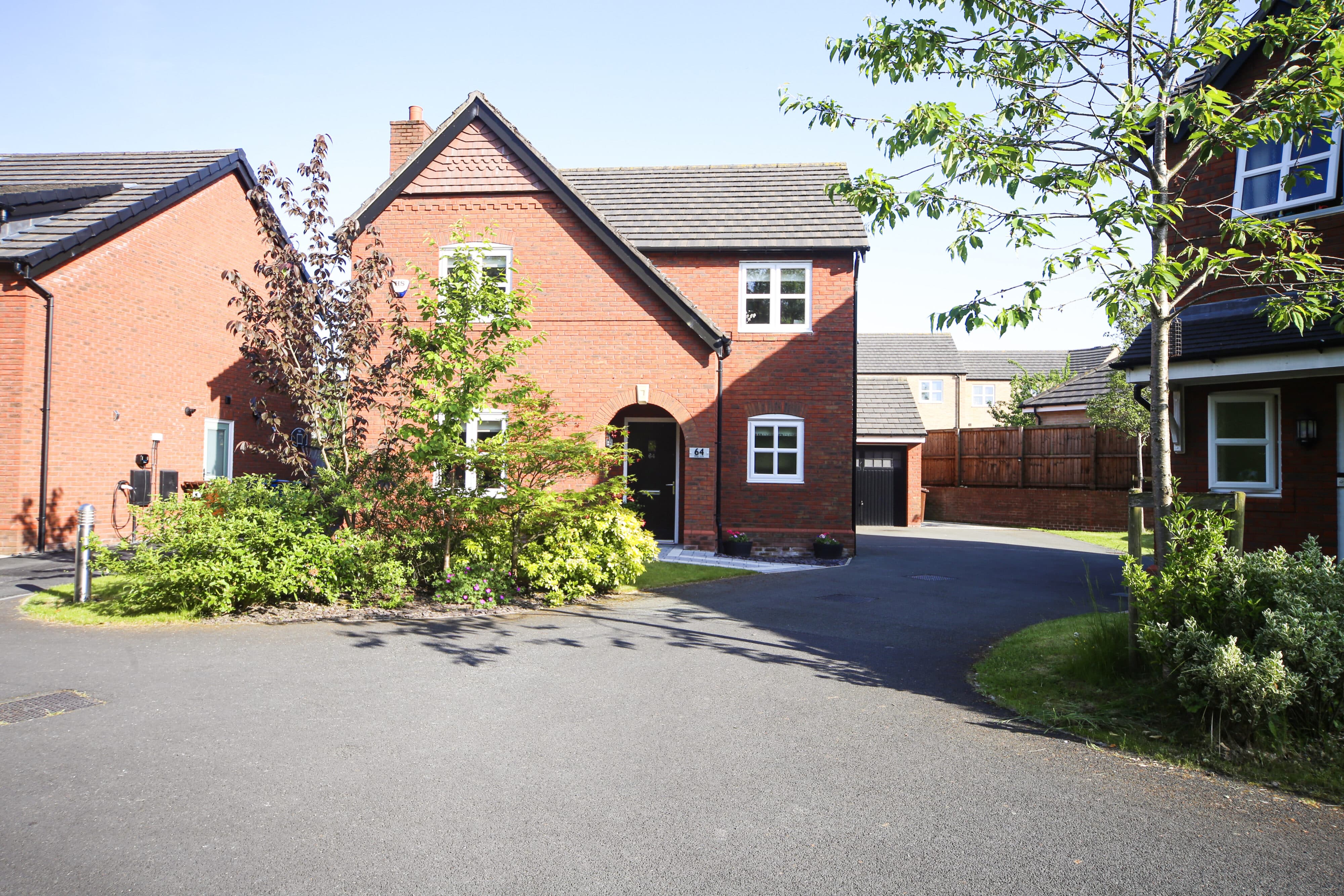 Range Drive, Standish, WN6