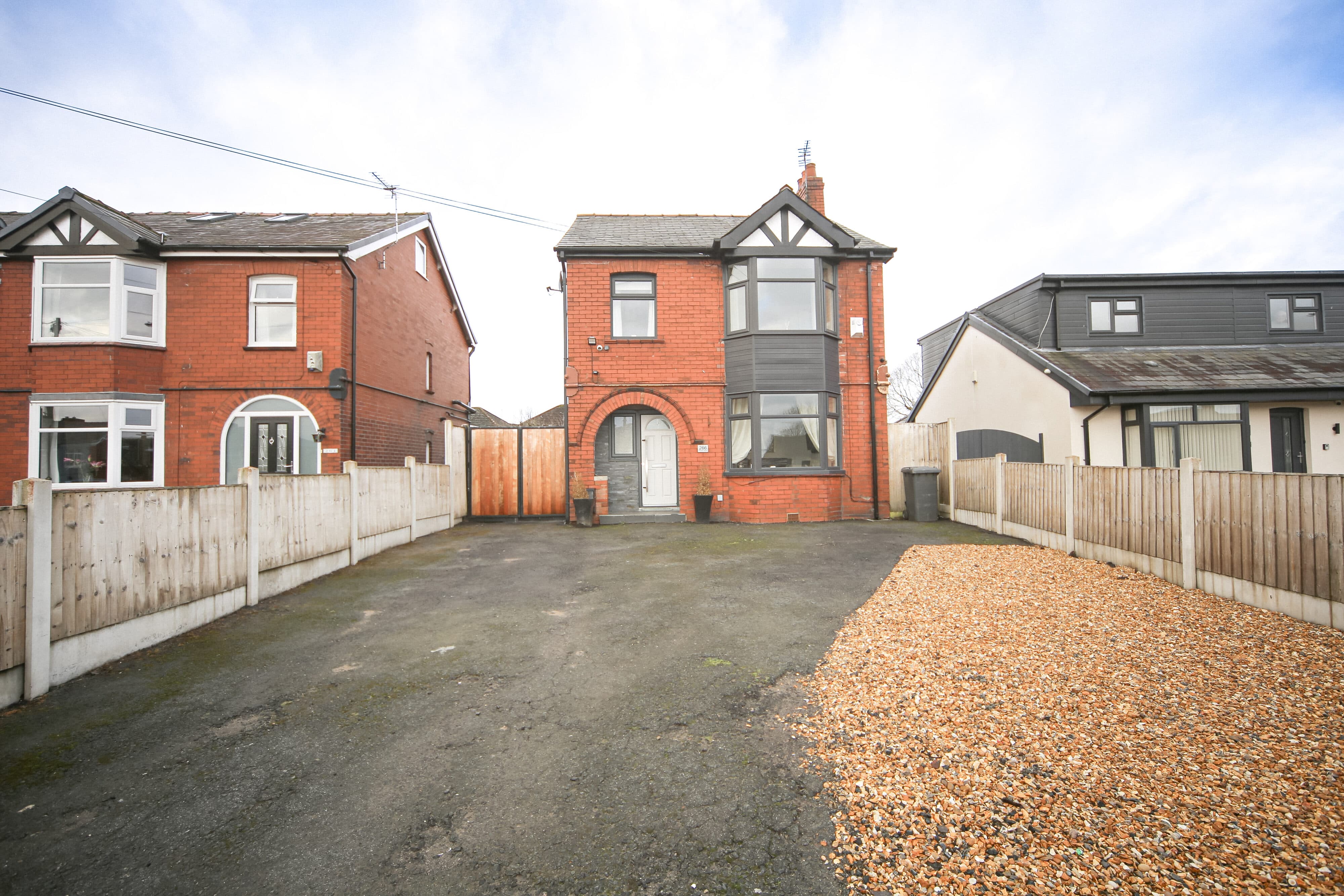 Preston Road, Standish, WN6