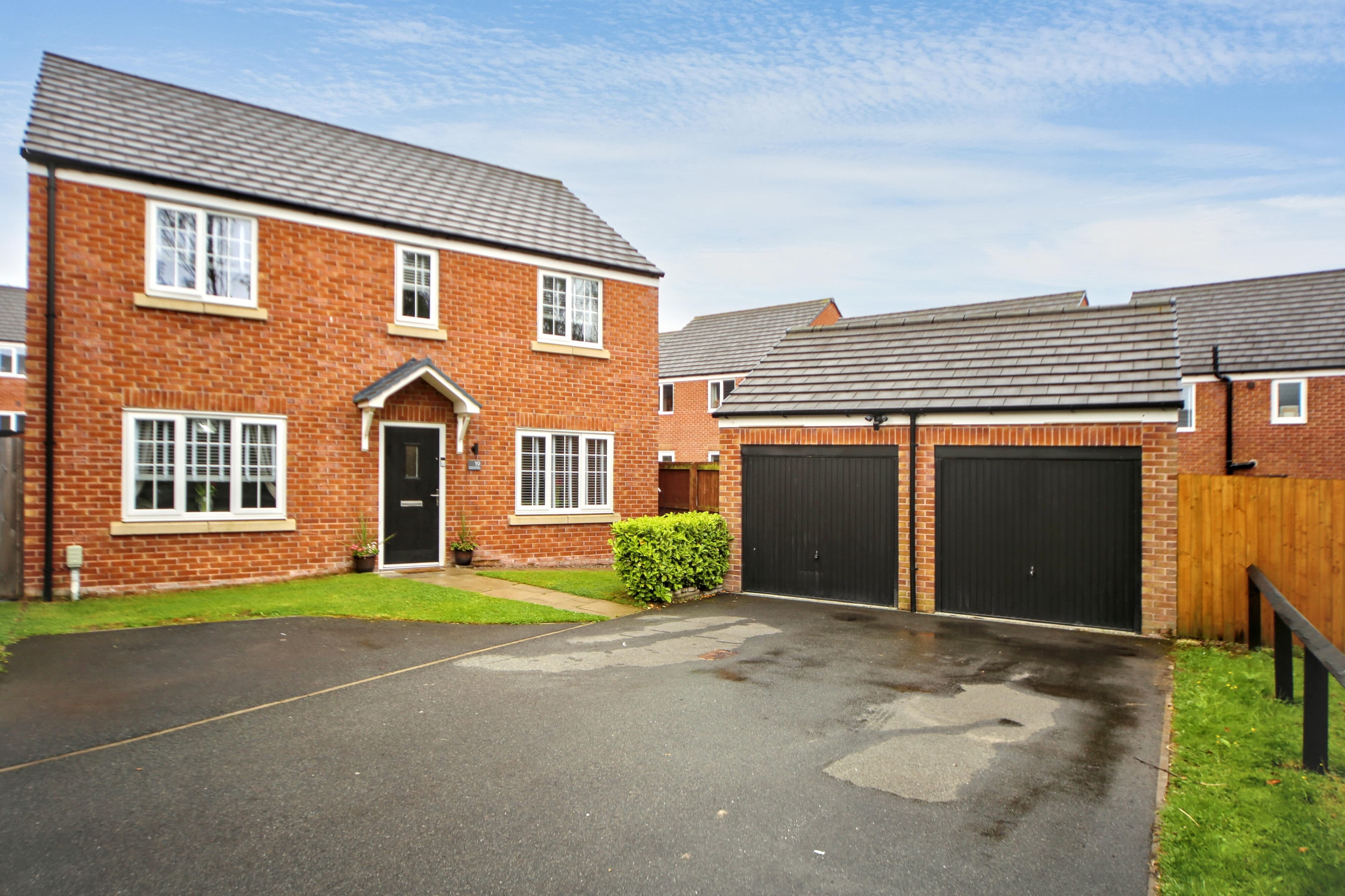 Sedgewick Green, Standish, WN6