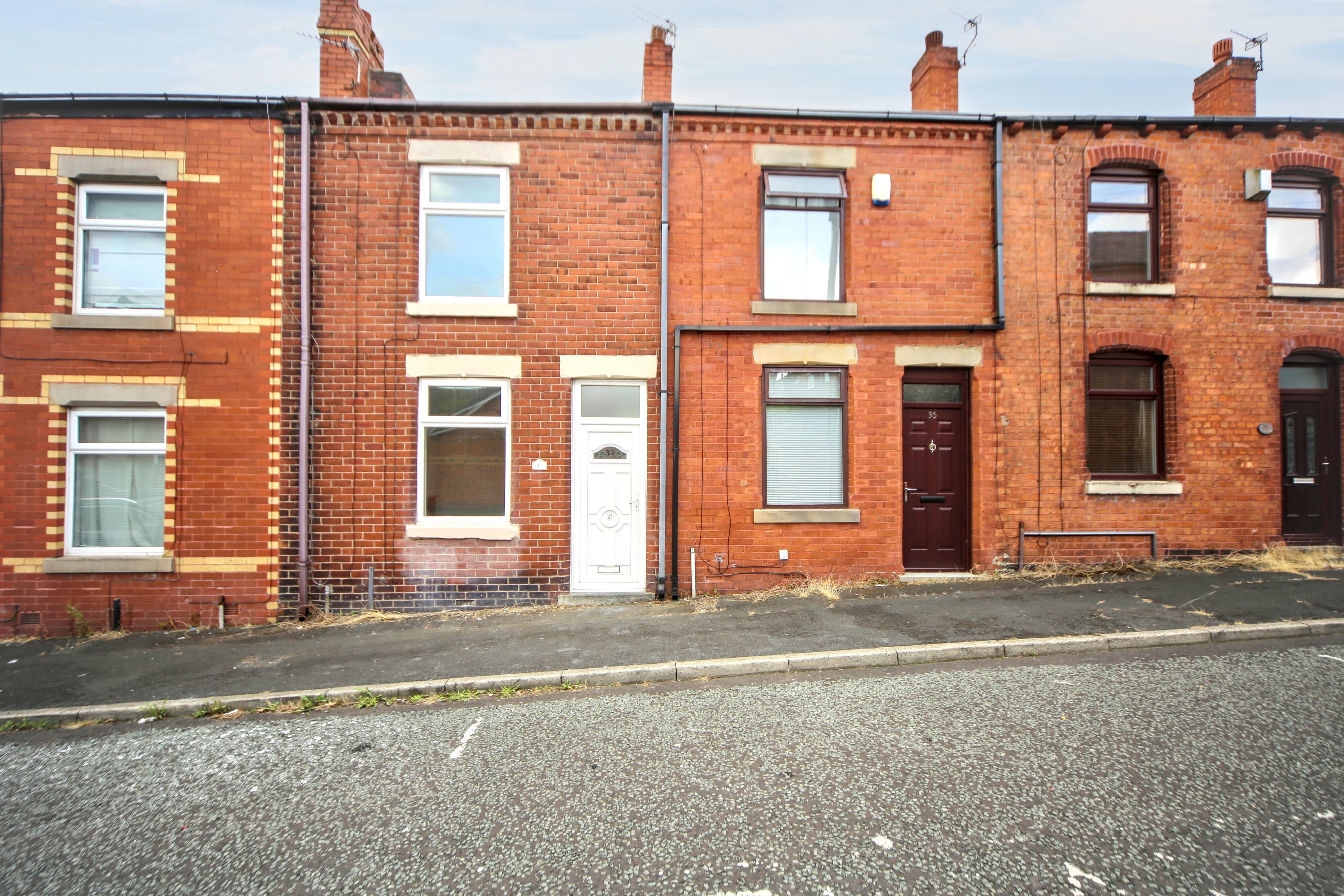Leader Street, Ince, WN1