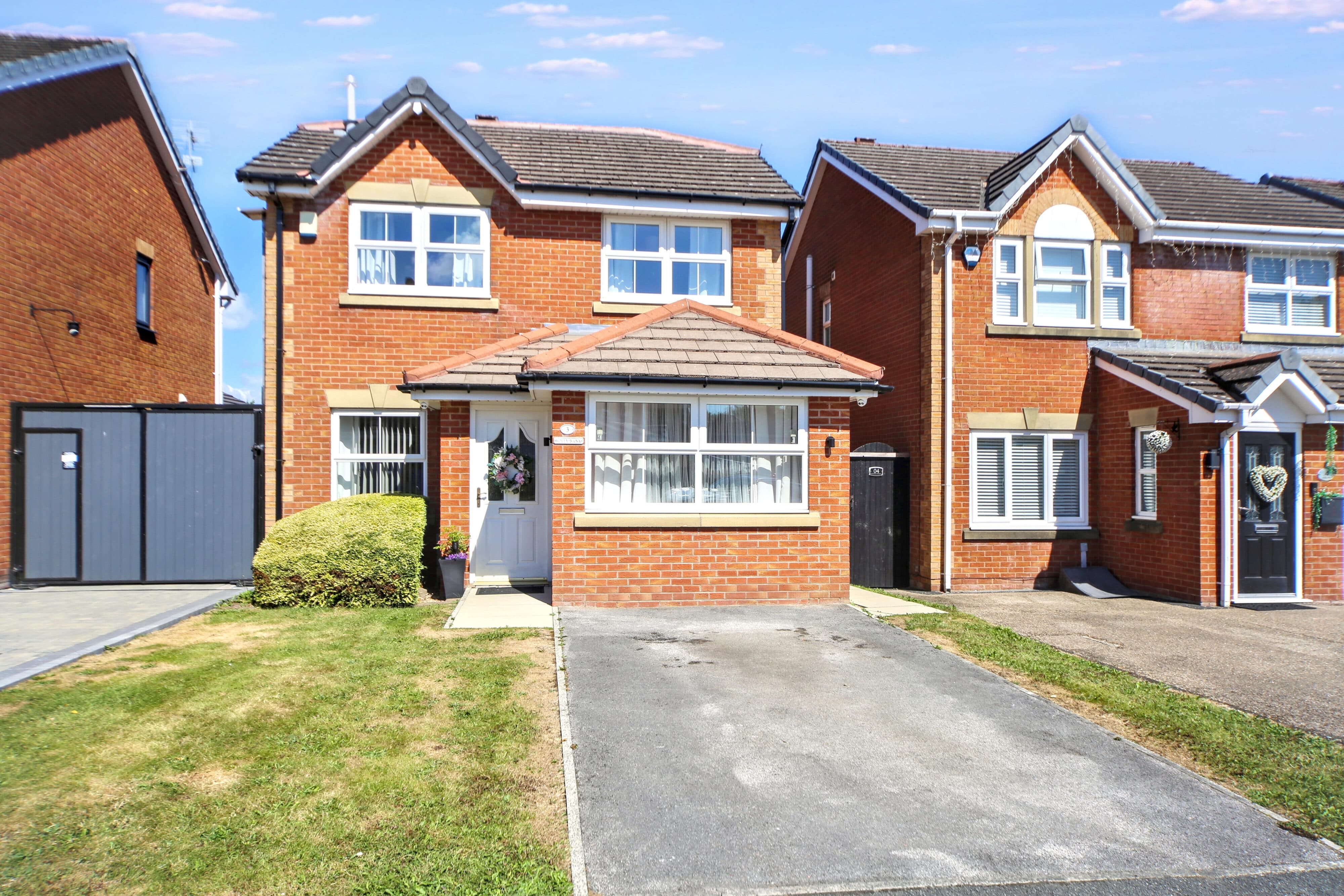 Holden Walk, Wigan, WN5