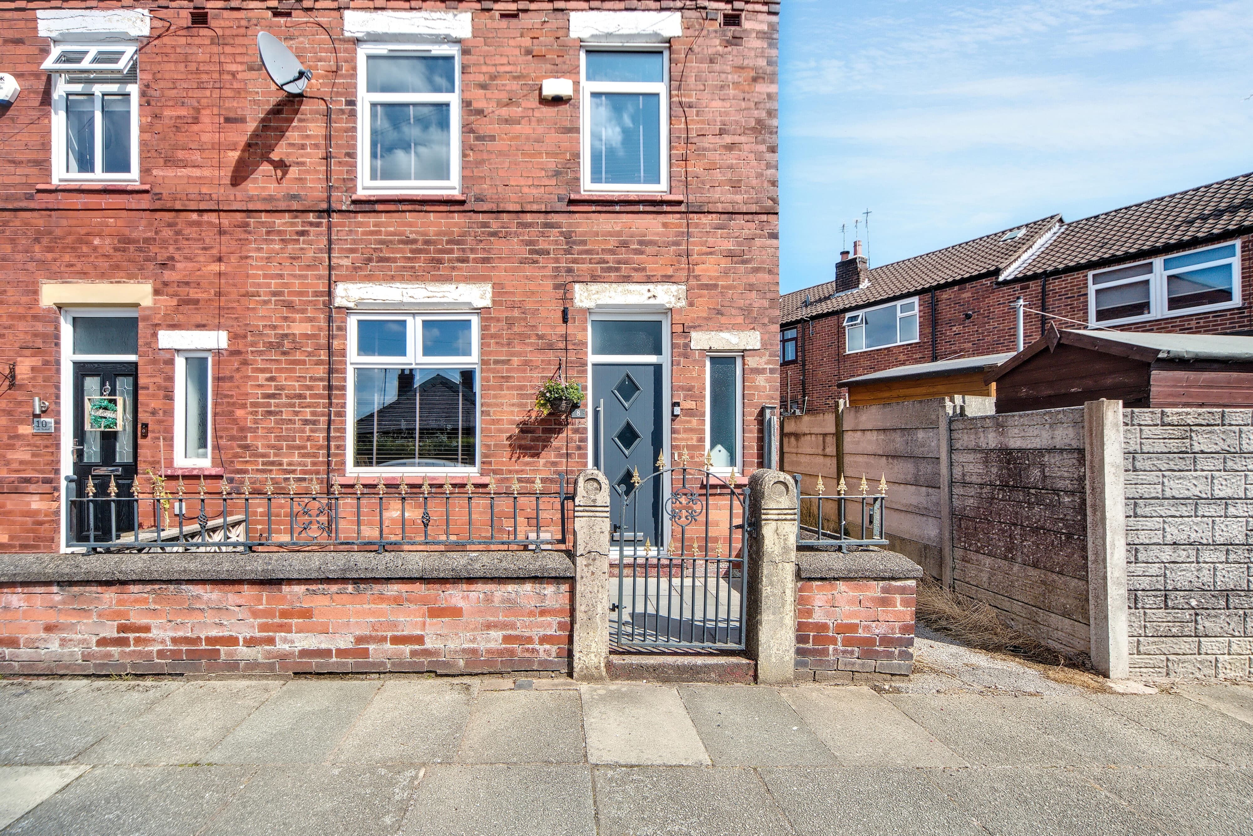 Mort Street, Wigan, WN6