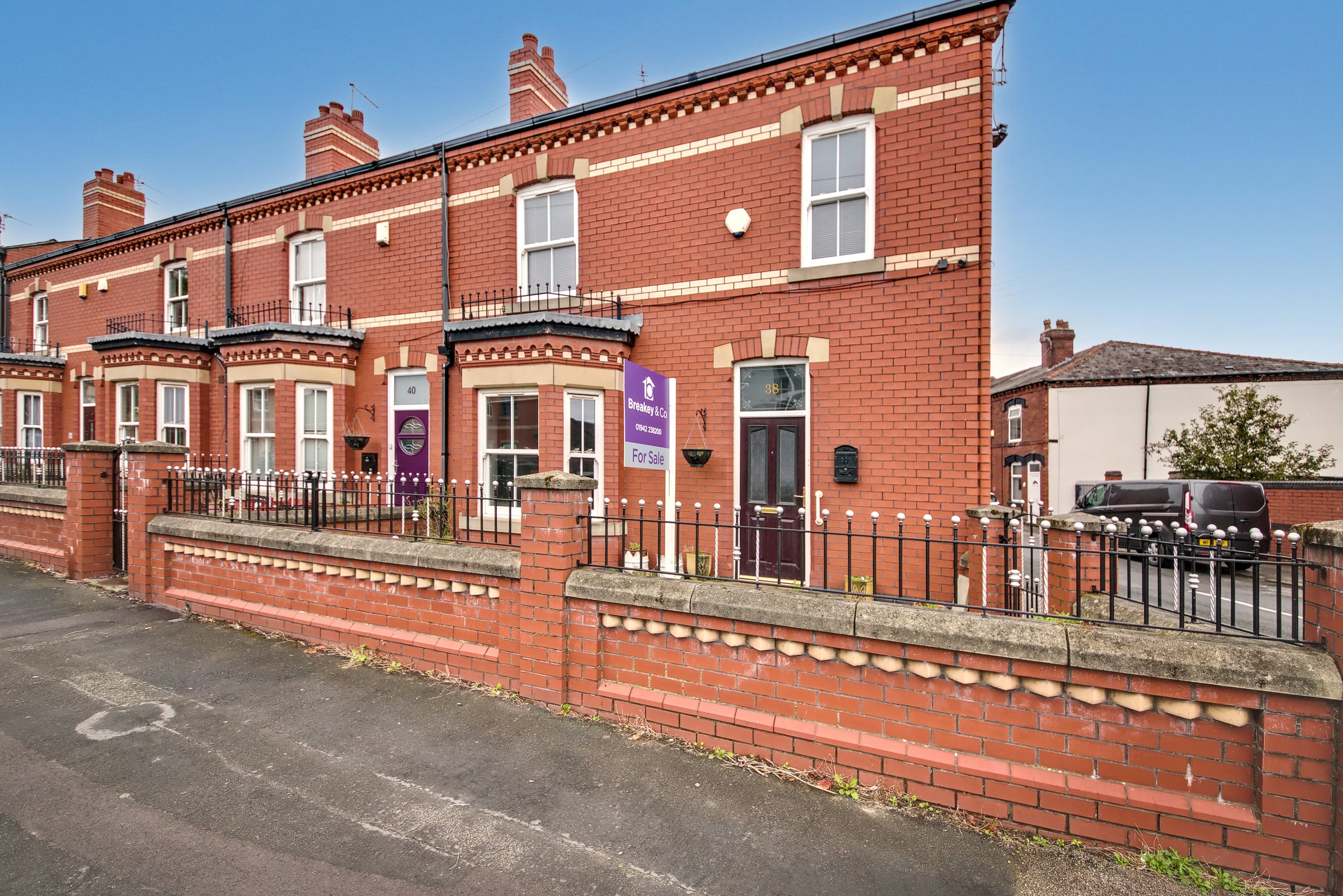 Woodhouse Lane, Wigan, WN6