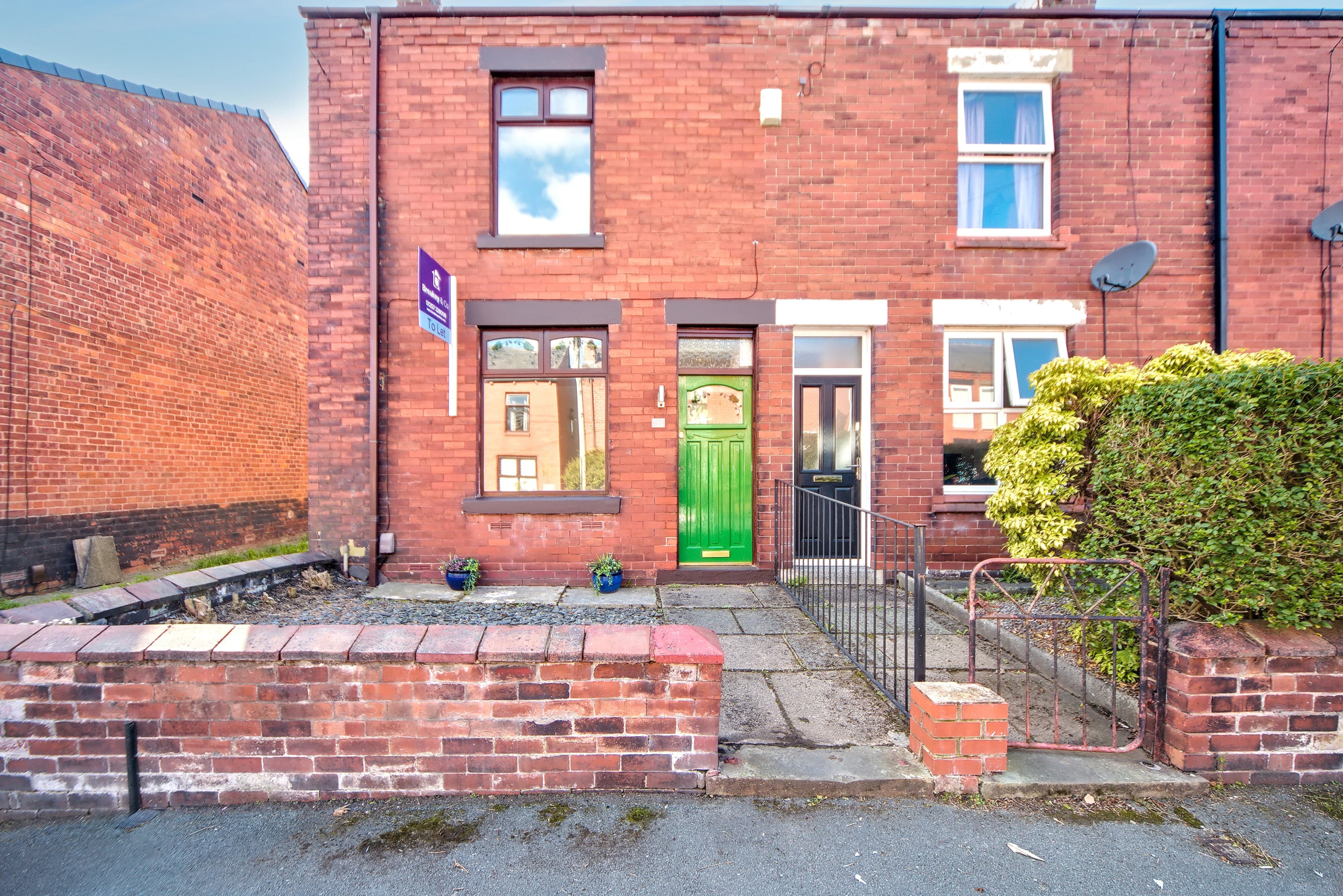 Heaton Street, Standish, WN6