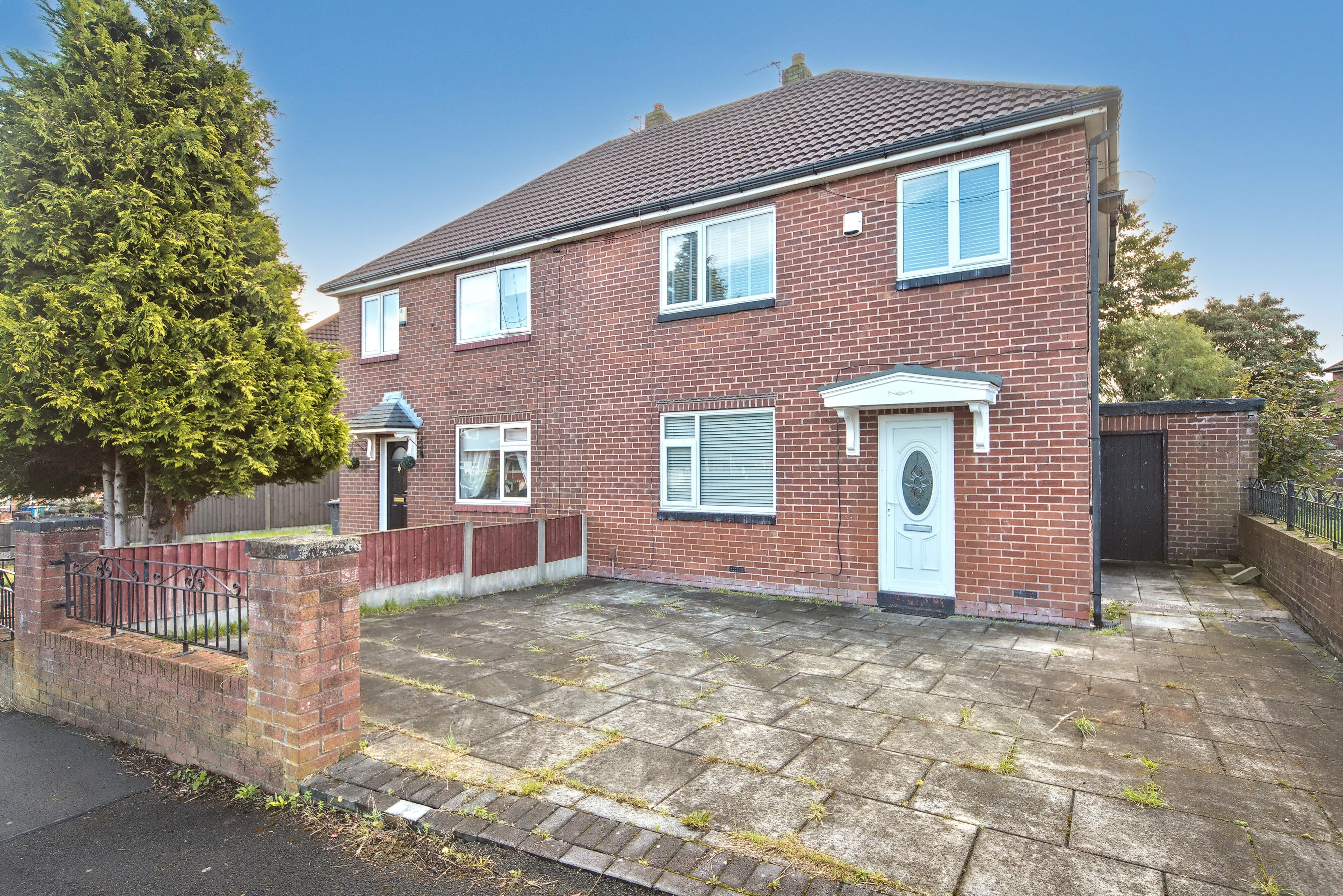 Saddleback Road, Wigan, WN5