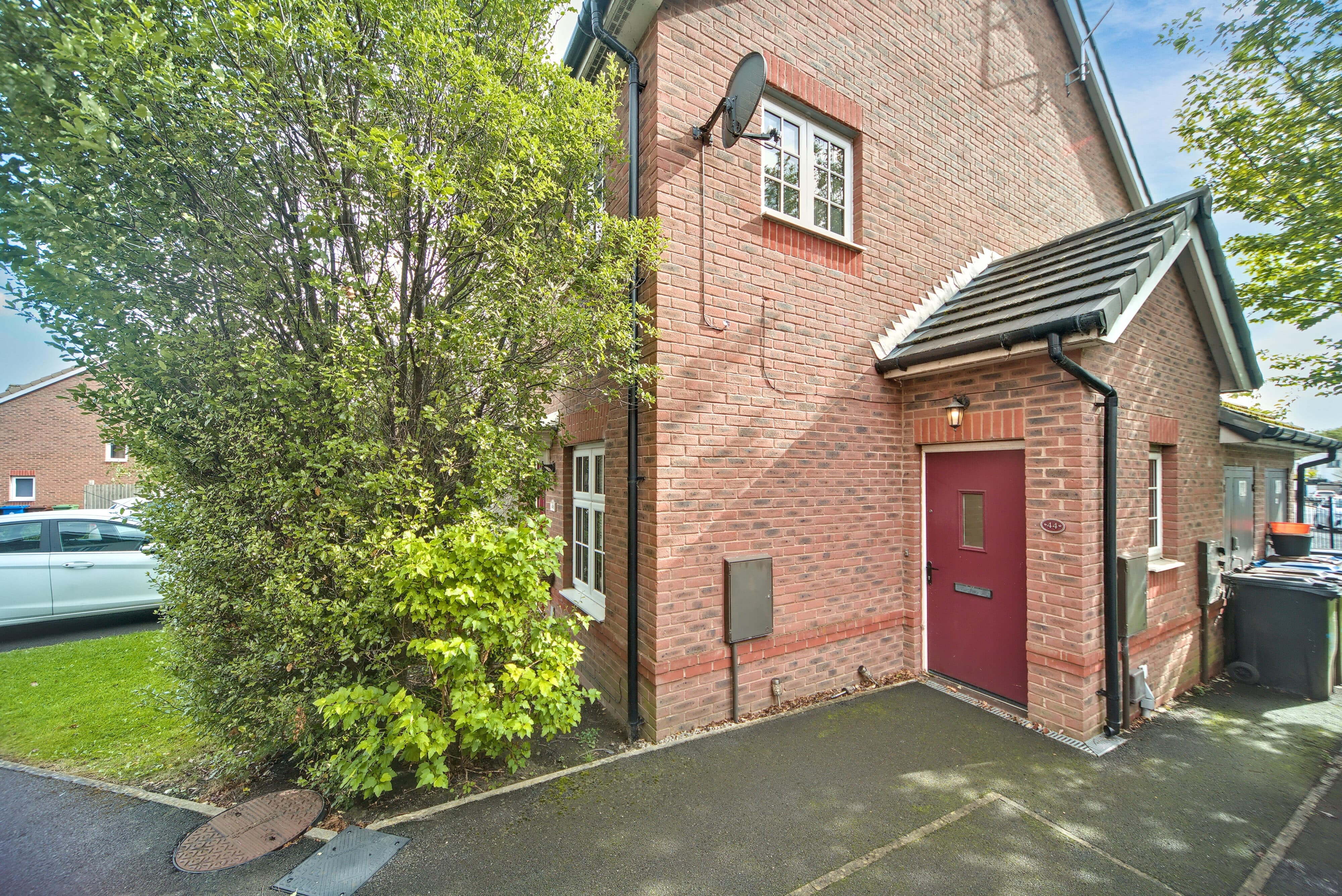 Thomas Street, Wigan, WN5