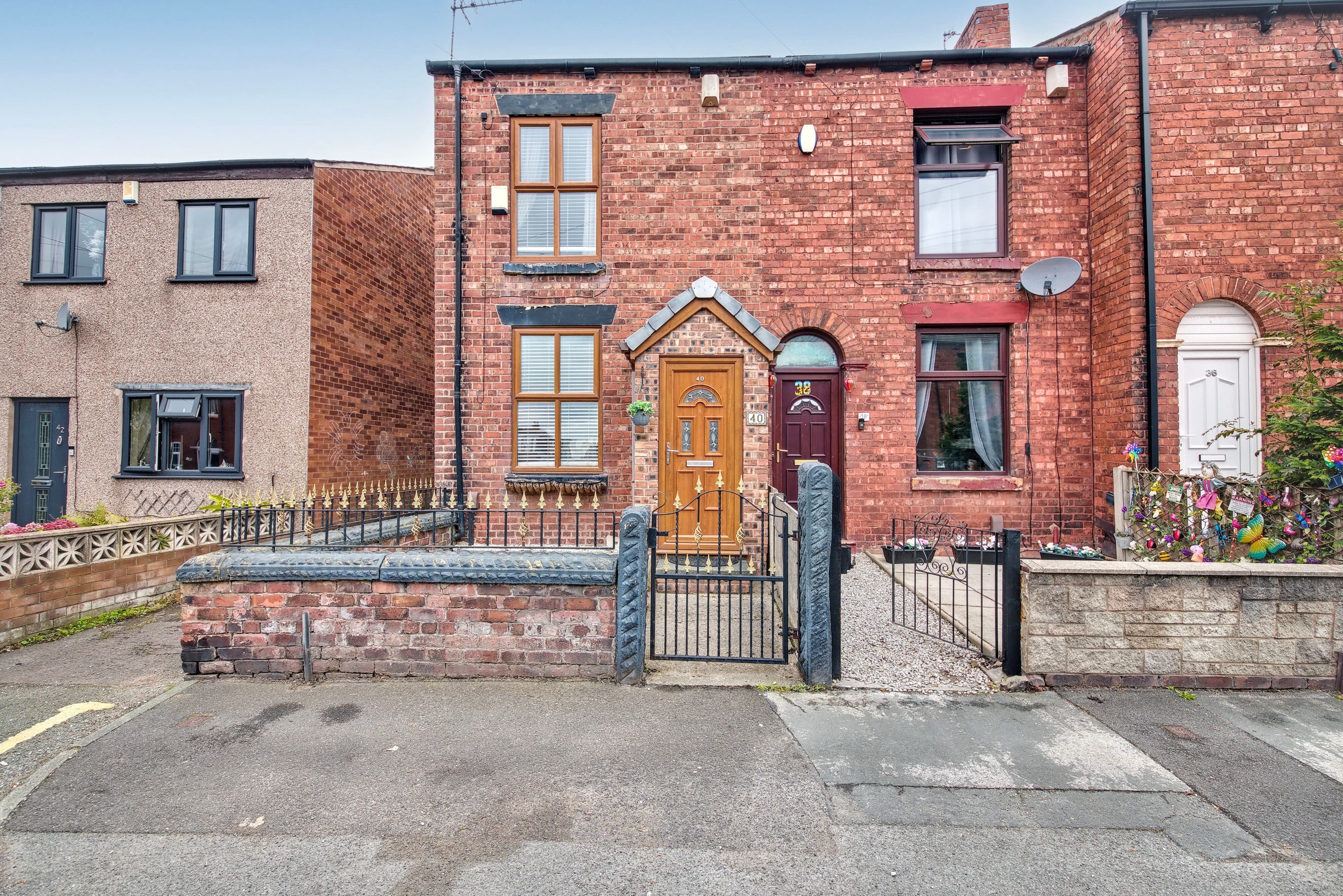 Leigh Road, Hindley Green, WN2