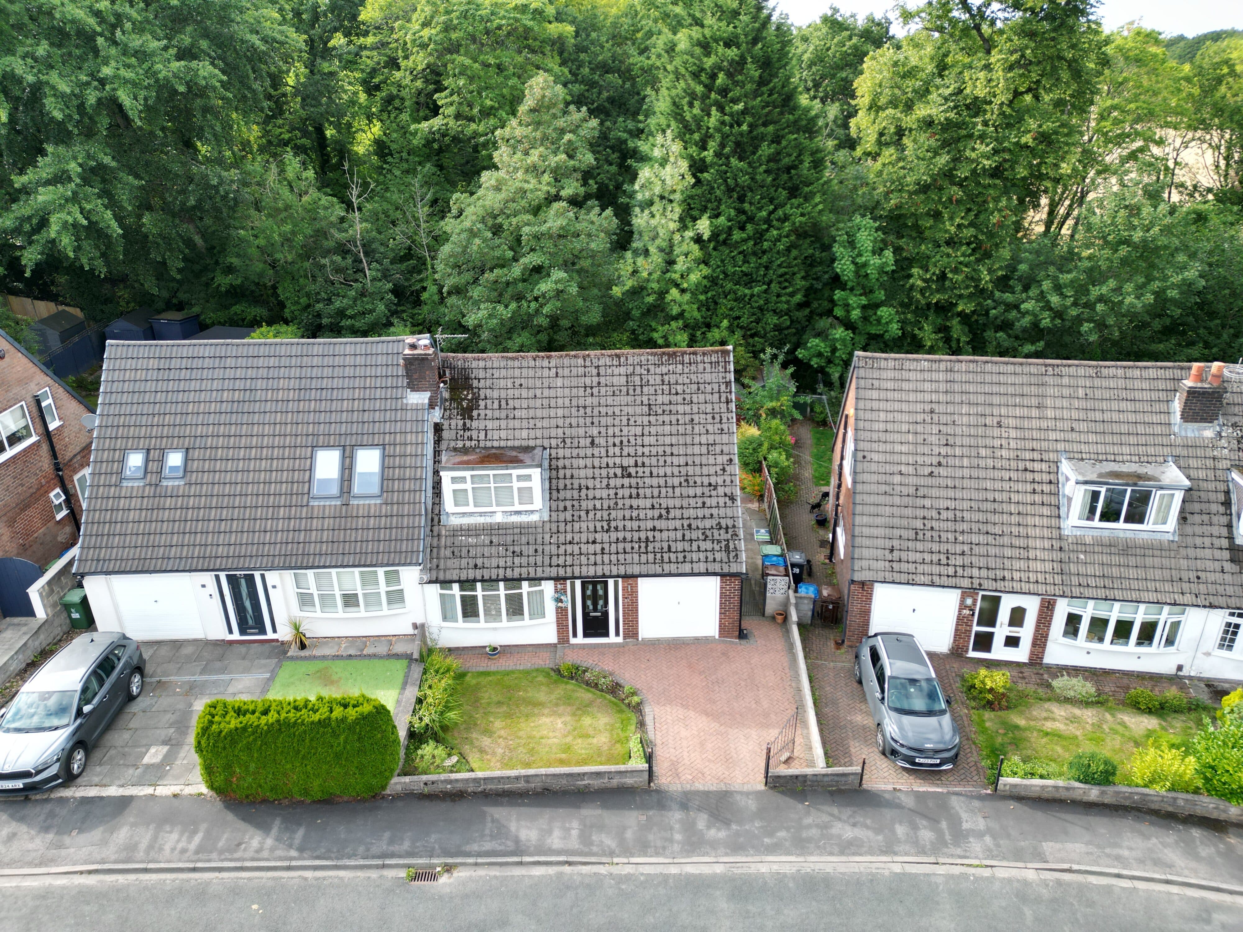 Brookside Road, Standish, WN1