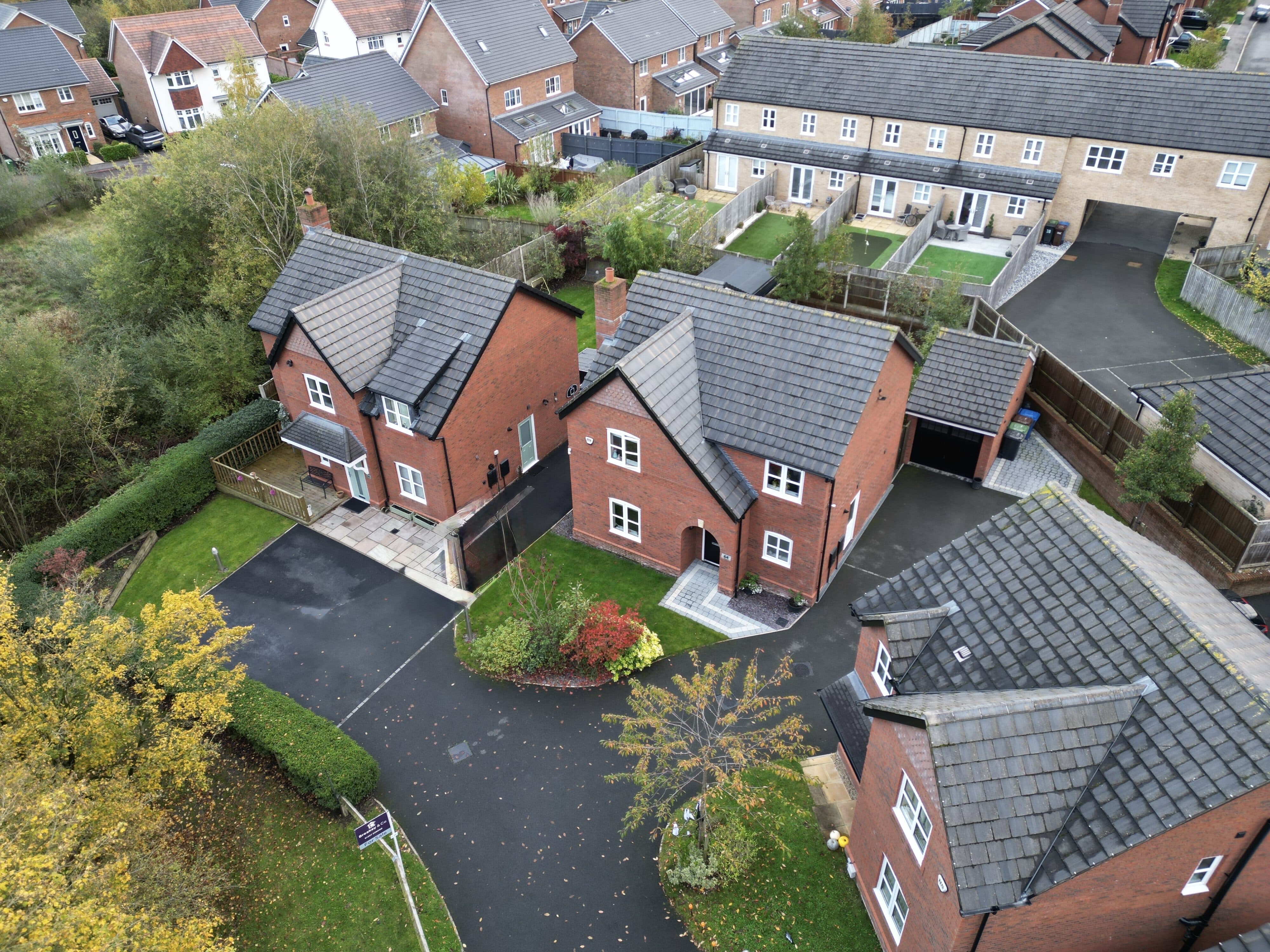 Range Drive, Standish, WN6