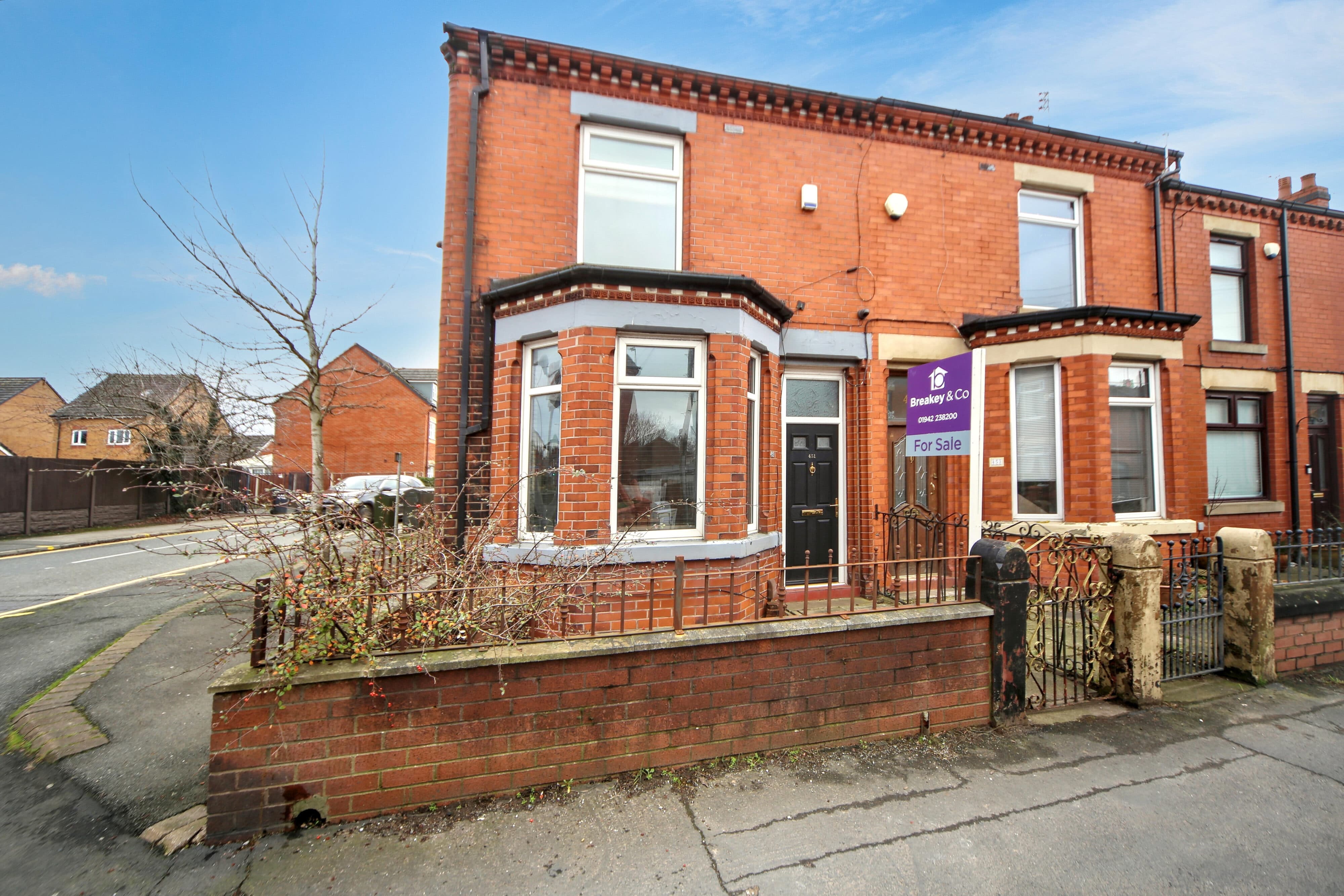 Warrington Road, Abram, WN2