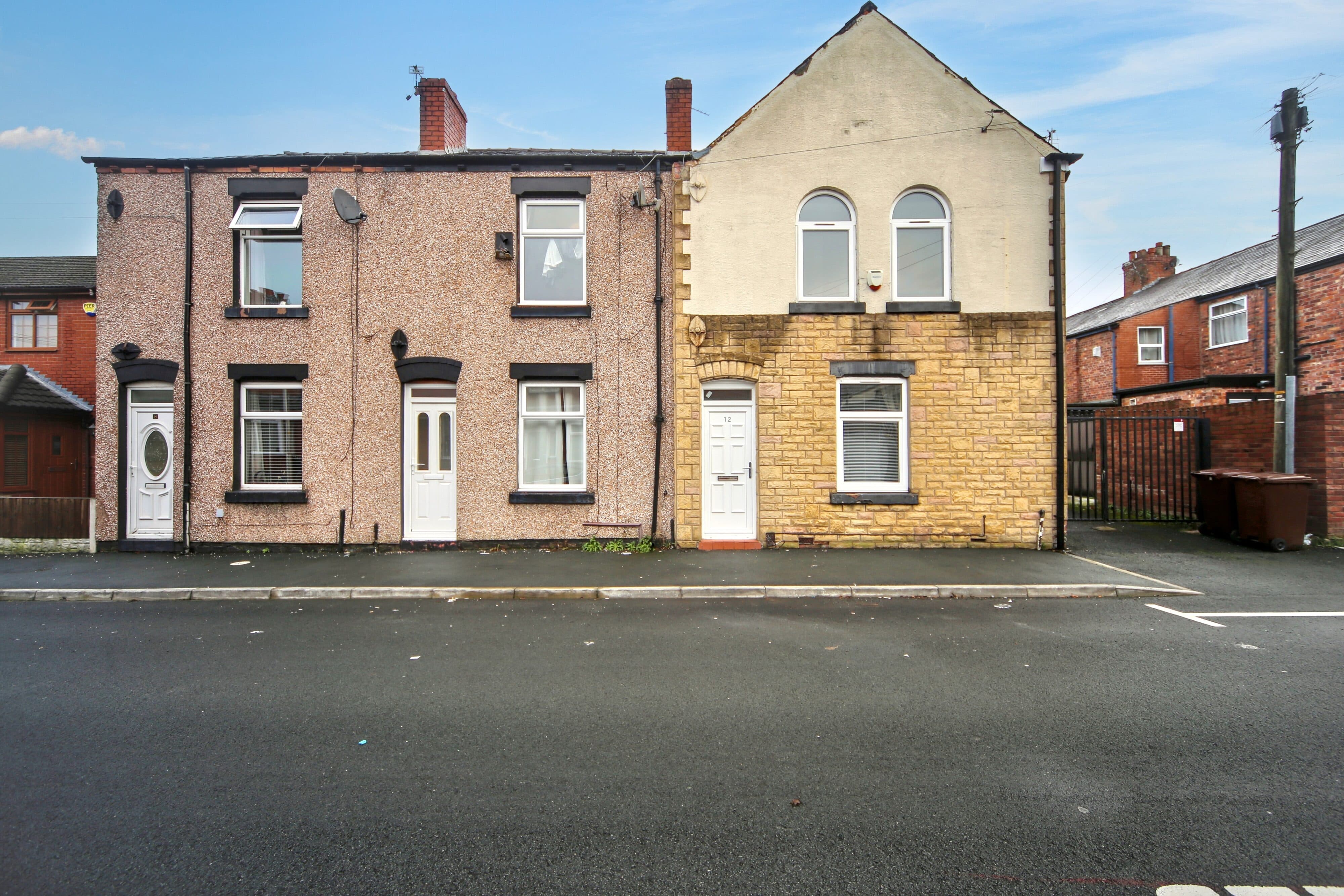 Arundel Street, Newtown, WN5