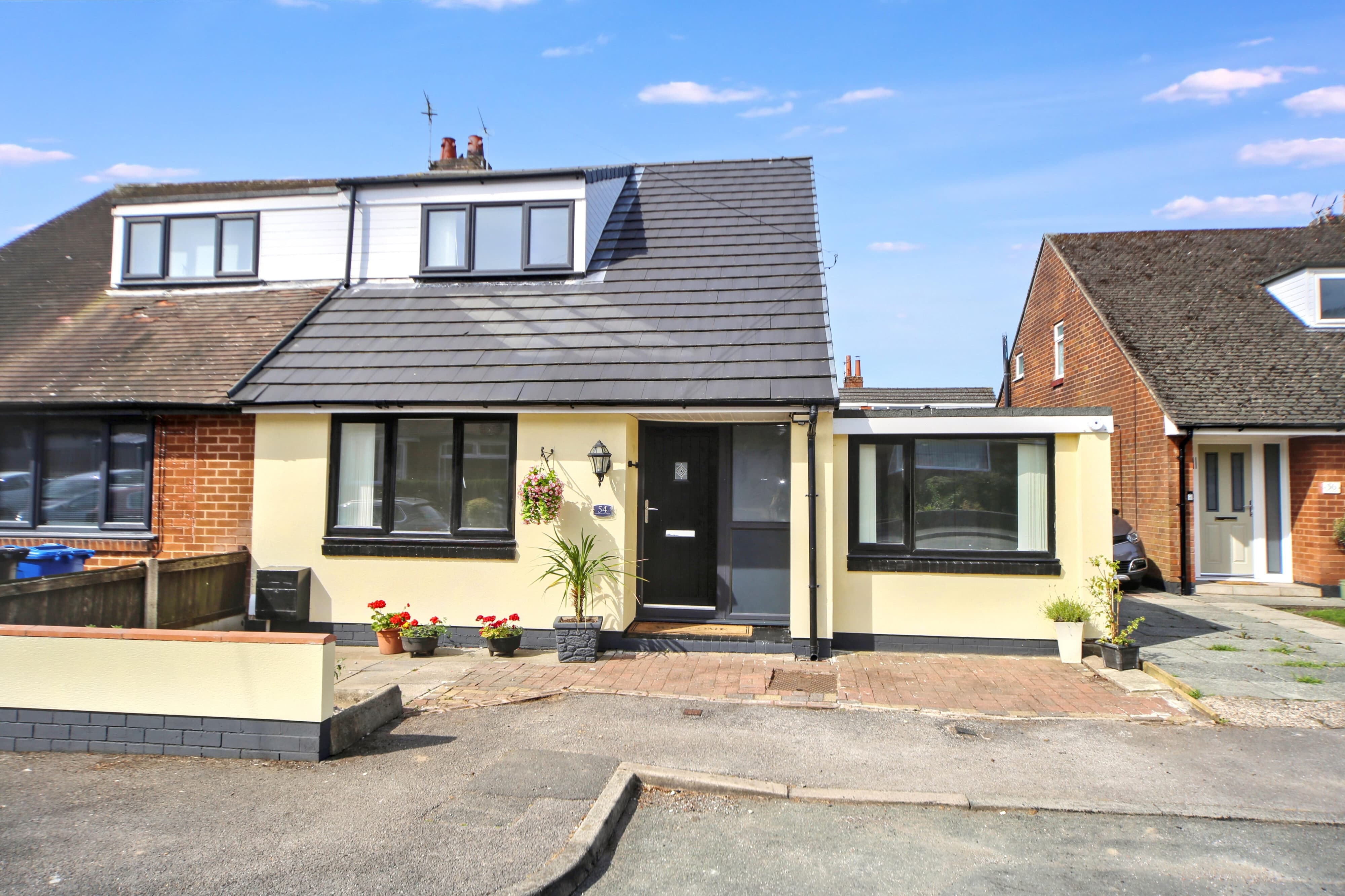 Coniston Park Drive, Standish, WN6